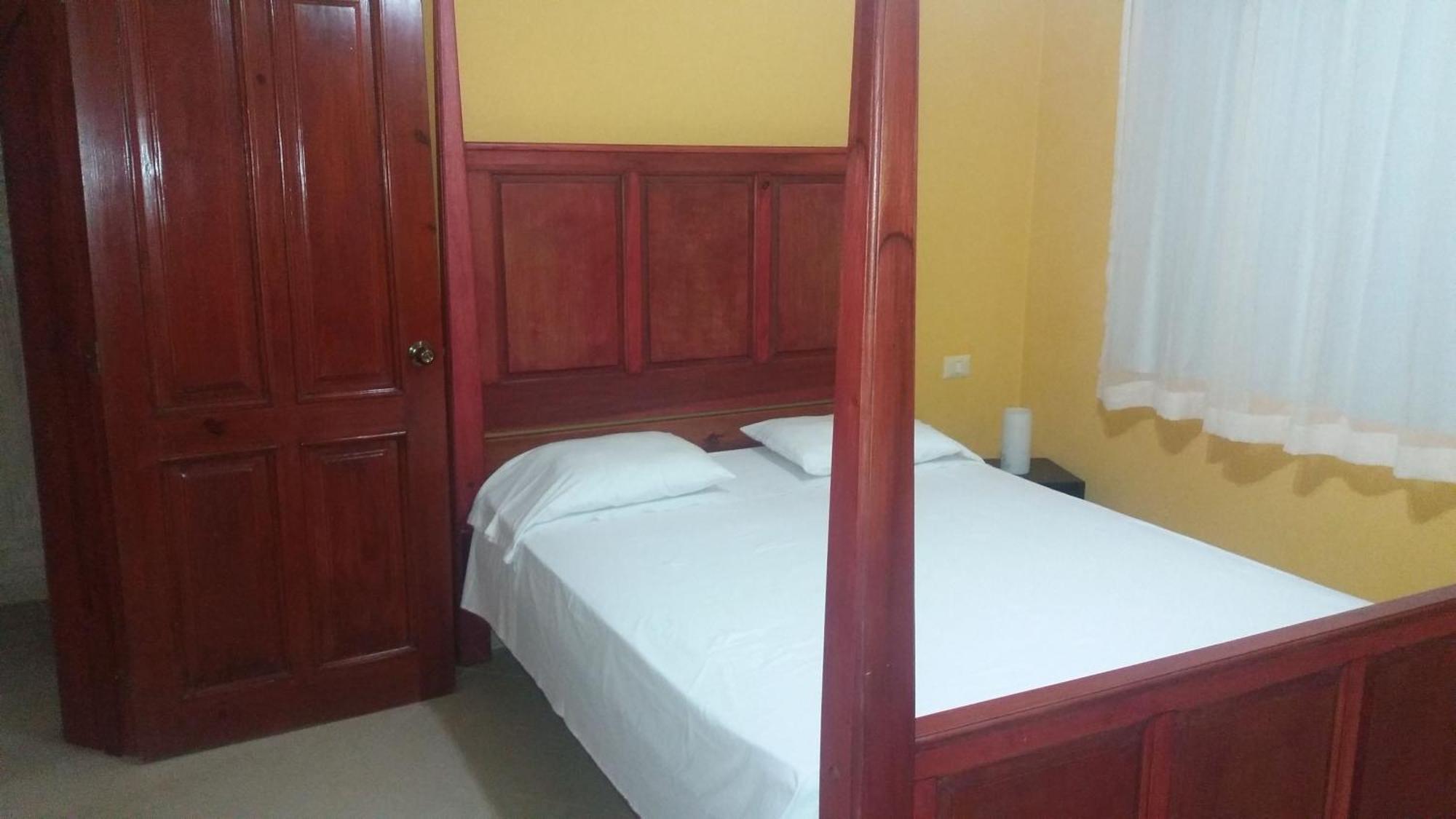 Residencial Las Palmeras De Willy โบกา ชิกา ภายนอก รูปภาพ